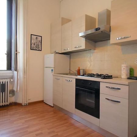 Splendido Bilocale A 4 Fermate Dal Duomo Apartment Milan Bagian luar foto