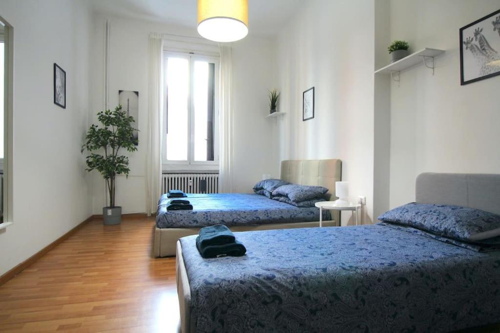 Splendido Bilocale A 4 Fermate Dal Duomo Apartment Milan Bagian luar foto