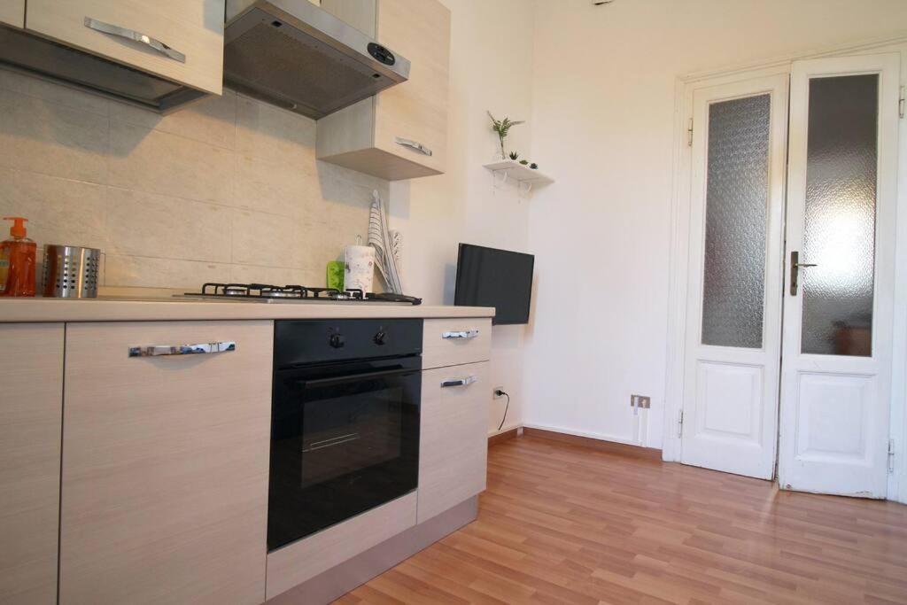Splendido Bilocale A 4 Fermate Dal Duomo Apartment Milan Bagian luar foto