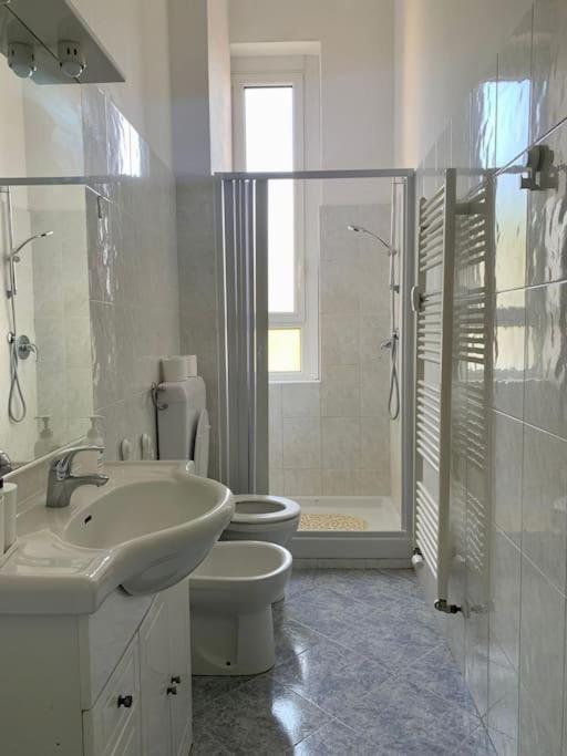 Splendido Bilocale A 4 Fermate Dal Duomo Apartment Milan Bagian luar foto